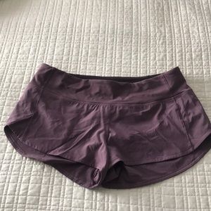 Lululemon speed up short 2.5 sz 6
